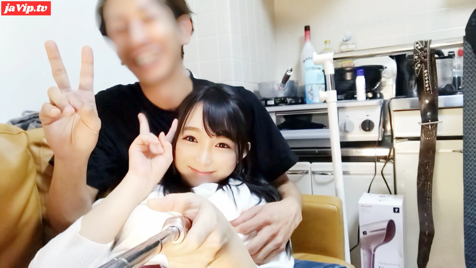 fc2ppv-4286690 - 【初撮影】家でイチャイチャしながら後ろから下から激しく突いてムチムチ美人24歳に中出し - FC2PPV動画をオンラインで視聴 - jaVip