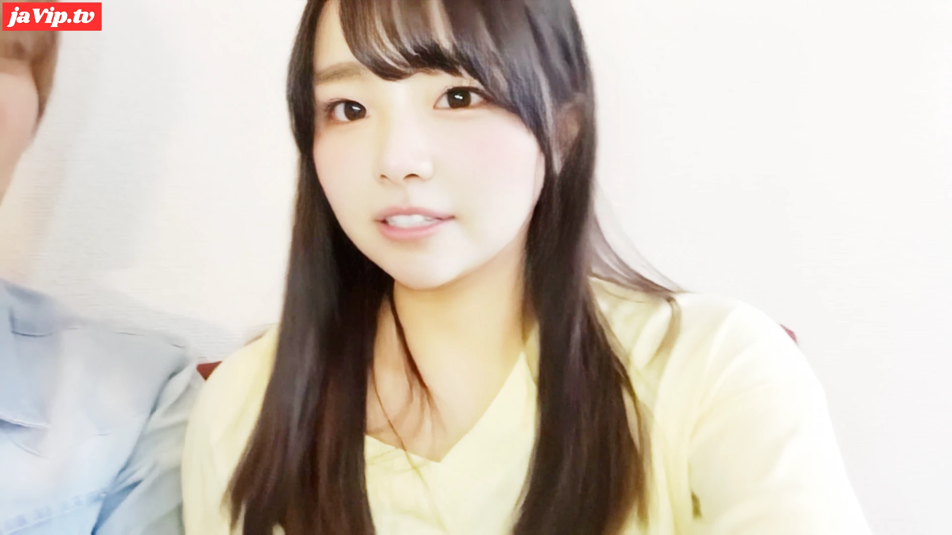 fc2ppv-4265287 - 【初撮影】旅行に行く予定で用意したカメラで巨乳美人とハメ撮り中出し - FC2PPV動画をオンラインで視聴 - jaVip