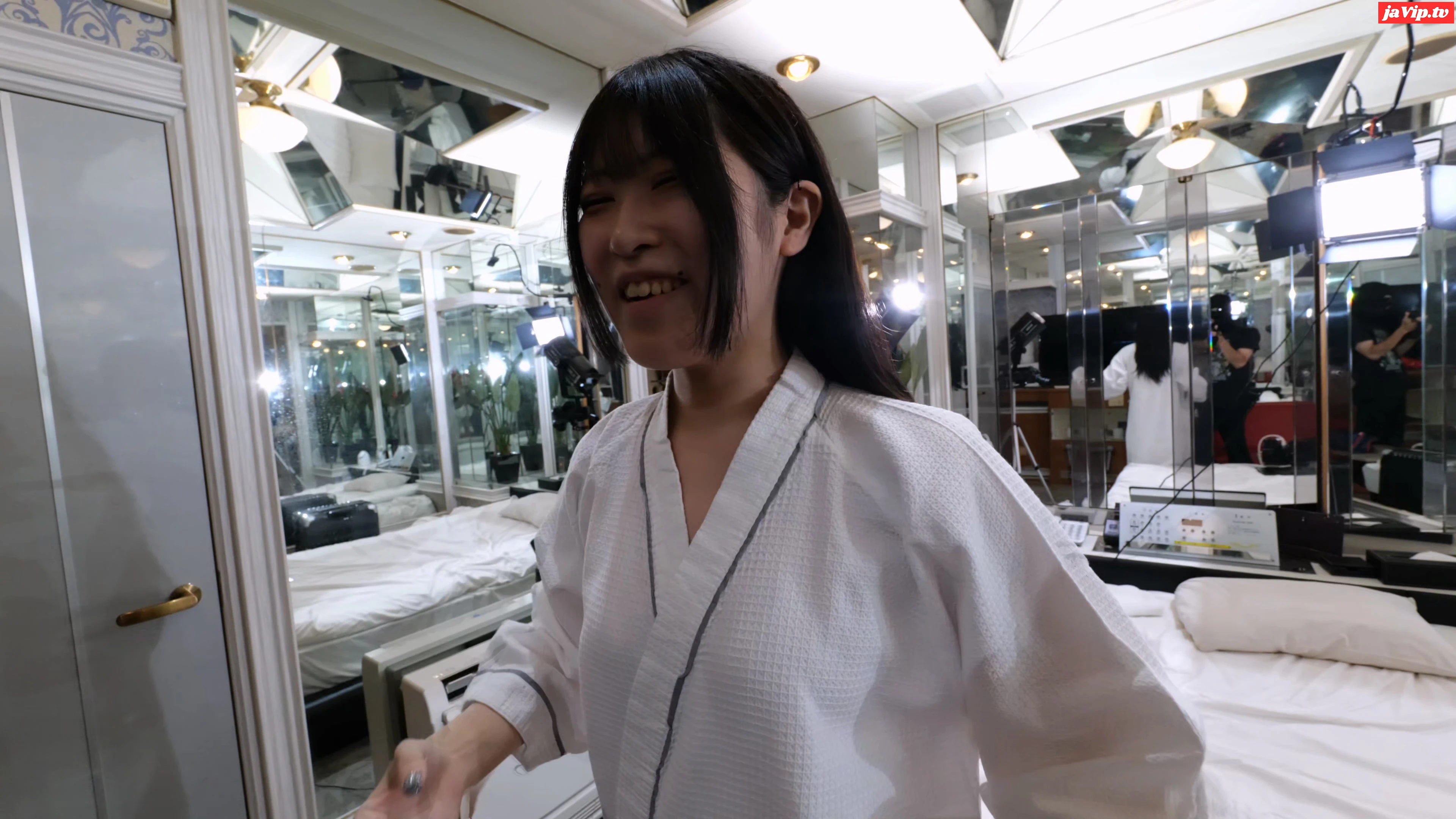 fc2ppv-4222660 - CP0247 バック時の小陰唇のちんぽの咥え込みが**エロい美肌美女の濃厚中出しファック♥鏡♥クスコ♥ - FC2PPV動画をオンラインで視聴 - jaVip