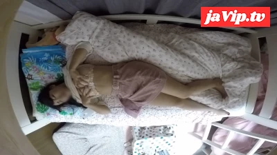 fc2ppv-4178970 - 【素人】清純**大生が友達のベッドで本気オナニー♥ 愛液を出し過ぎて、ベッドにマン汁が染みちゃってます♥