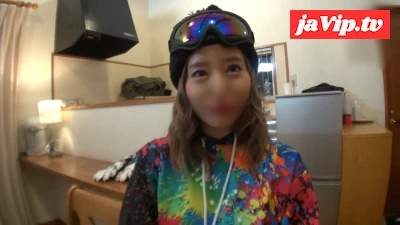 fc2ppv-4143127 - 【素人ナンパ】スキー場で美人ギャルをGET！スポーツウェア脱がせて絶品ボディに激ハメ。
