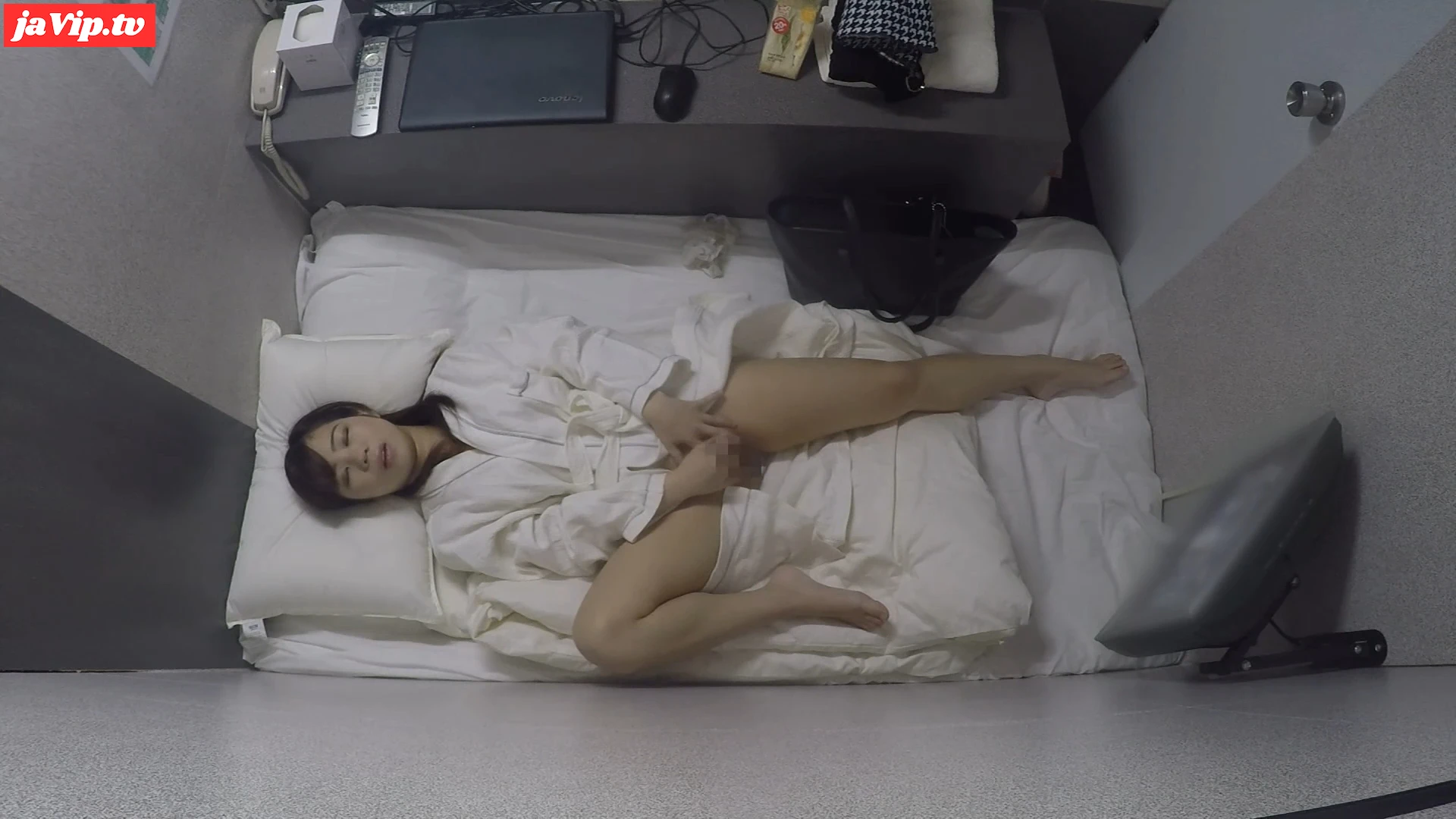 fc2ppv-4138162 - 【素人/鳥】清純OLがビジネスホテルでオナニーしてました！ クリトリスと膣内で連続絶頂し、腰がガクガクになってます。 - FC2PPV動画をオンラインで視聴 - jaVip