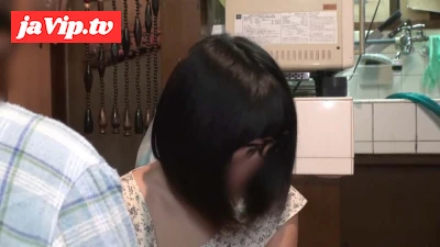 fc2ppv-4085088 - 【素人】ショートカット清楚系奥様。激しいピストン責めにアへ顔でイキまくっちゃってました。