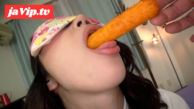 fc2ppv-4082227 - 「あったかいチョコ棒…？」チョコまみれのチ〇ポをしゃぶり回すクール美人！そのままSEXに持ち込んでたっぷり中出し♪