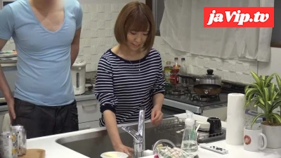 fc2ppv-4071003 - 【素人】近所の美人**さん。家に連れ込みエッチな雰囲気にさせてセックスしちゃいました。