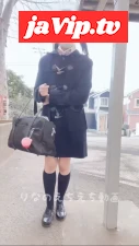 fc2ppv-4053239 - 【18歳りなのえちな自撮り】住宅街でコートの下は全裸でディルドで擦ってオナニー！！全裸と言っても乳首にはハートのシール上は切ったシャツで全裸より変態チックでえちえちです…車も何台か通過してます…