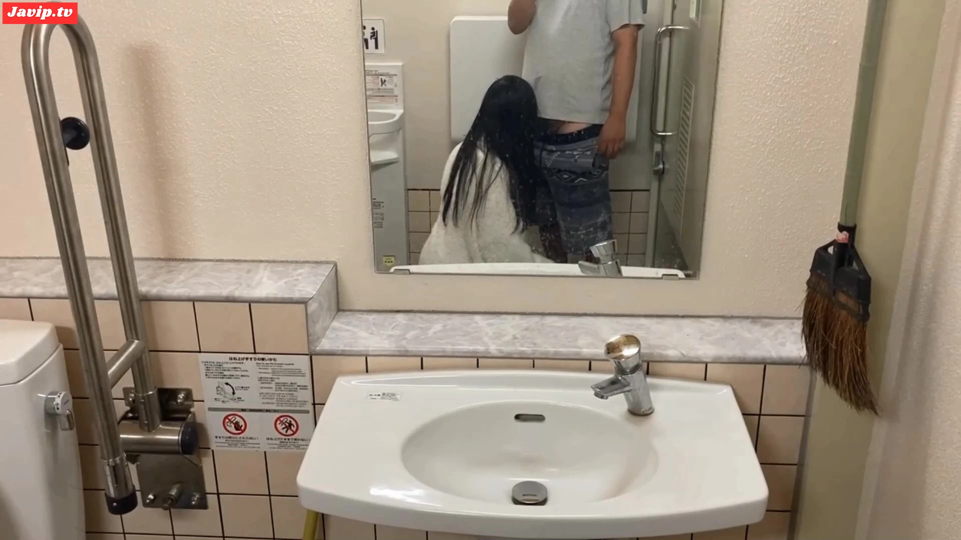 fc2ppv-4672645 - 会社のパートさん　マジでお金がない妊婦を深夜のトイレでやりたい放題ｗｗ - FC2PPV動画をオンラインで視聴 - jaVip