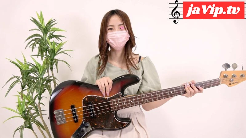 fc2ppv-4055127 - 【胸チラ**】衝撃乳首のお*さん/縞パンチラ/奇跡の美乳首【ベーシストの日常】 - FC2PPV動画をオンラインで視聴 - jaVip