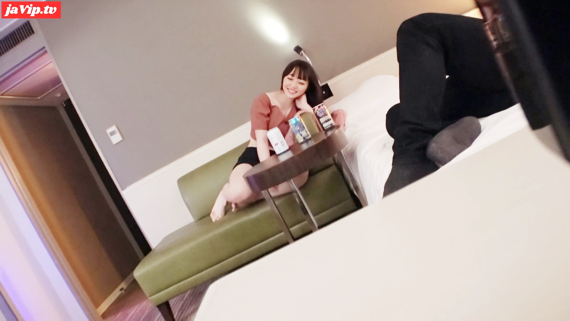 fc2ppv-4047457 - 駅にいたマスク美人**大生21歳 マスクを外しても変わらないJDとハメ撮り - FC2PPV動画をオンラインで視聴 - jaVip