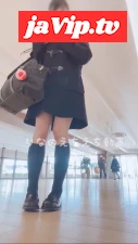 fc2ppv-4047428 - 【K＠18歳りなのえちな自撮り】制服にコートを着た見た目普通な*、けどコートガバーってしたらシャツが切ってあって胸から下がスッポンポン！！そんな変態な格好でデパートでオナニーしてたら最後人が来て…