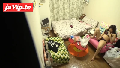 fc2ppv-4020779 - 【素人】黒髪清純オーラがある美脚お*さん。 寝バックの体勢で夢中で指オナし、腰をくねらせながらイク～♥