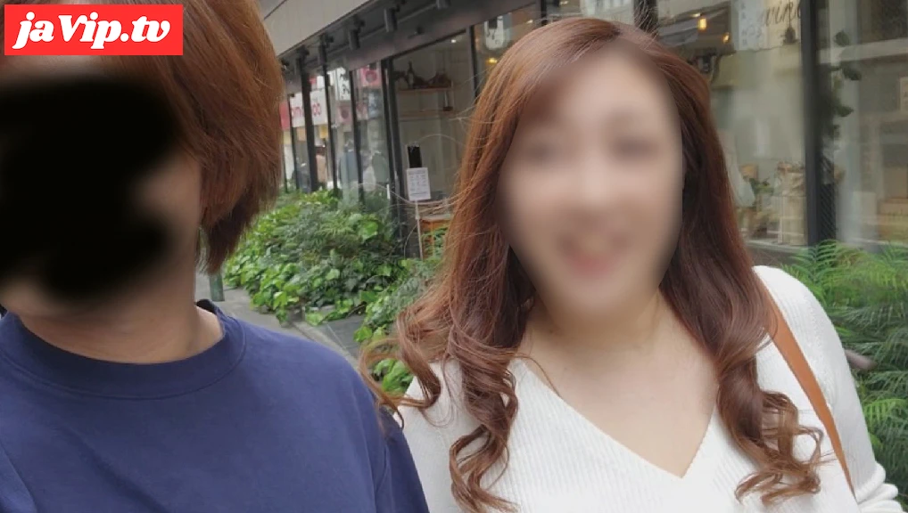 fc2ppv-4011979 - Jカップ人妻熟女さんとのＷ不倫動画、**しちゃいますww - FC2PPV動画をオンラインで視聴 - jaVip