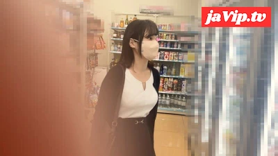 fc2ppv-4008929 - No panties OL chest chiller call ▷ Shaved M -shaped legs/low angle/escape [panchira steal ●]