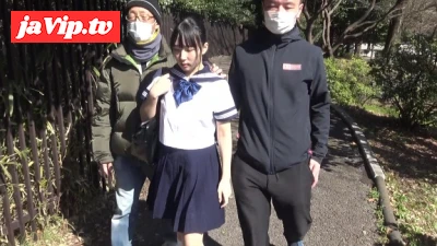 fc2ppv-3998204 - お嬢セーラー服でおじさんと羞恥露出散歩