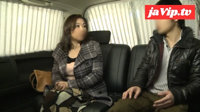 fc2ppv-3914895 - 【熟女ナンパ】色気溢れる美人奥さんが絶品フェラチオを披露！アツアツの口内に発射。