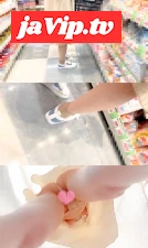 fc2ppv-3889476 - Pants bite in a low -angle with a whole body look ♡ Slender beauty wife [amateur/upside -down panchira]