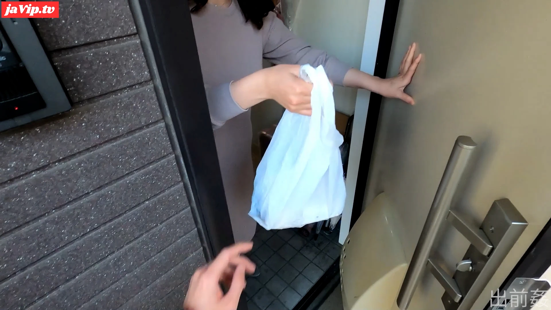 fc2ppv-3671991 - 【家撮り6】平和に暮らす女性の部屋、生活感溢れる雰囲気に欲情してしまった - FC2PPV動画をオンラインで視聴 - jaVip