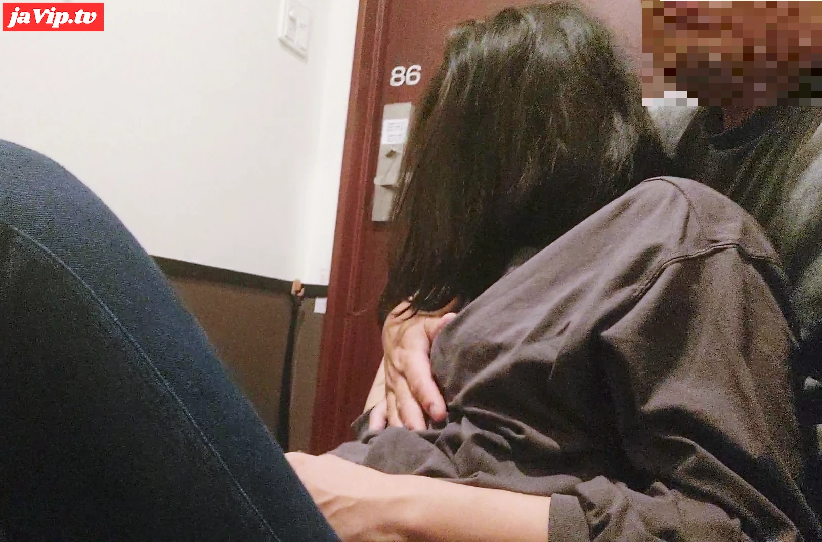 fc2ppv-3630607 - 純朴な19歳美乳むすめ！ネカフェでおのろ気生挿入！必死に抑える喘ぎ声が漏れ始める！綺麗な乳房に大量キスマーク！ - FC2PPV動画をオンラインで視聴 - jaVip