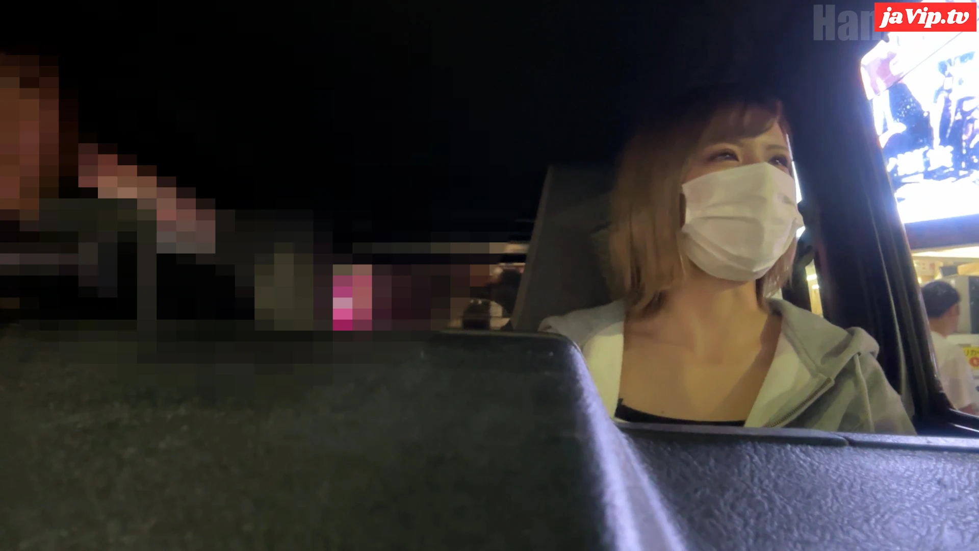 fc2ppv-3514363 - 配達終わりに街で見かけた前からちょっと気になってる知り合いの*。記念日に彼氏にドタキャンされて傷心中だそうなので、ヤりながらこの*の彼氏とLINEで通話。車内で生ハメNTR中出し - FC2PPV動画をオンラインで視聴 - jaVip