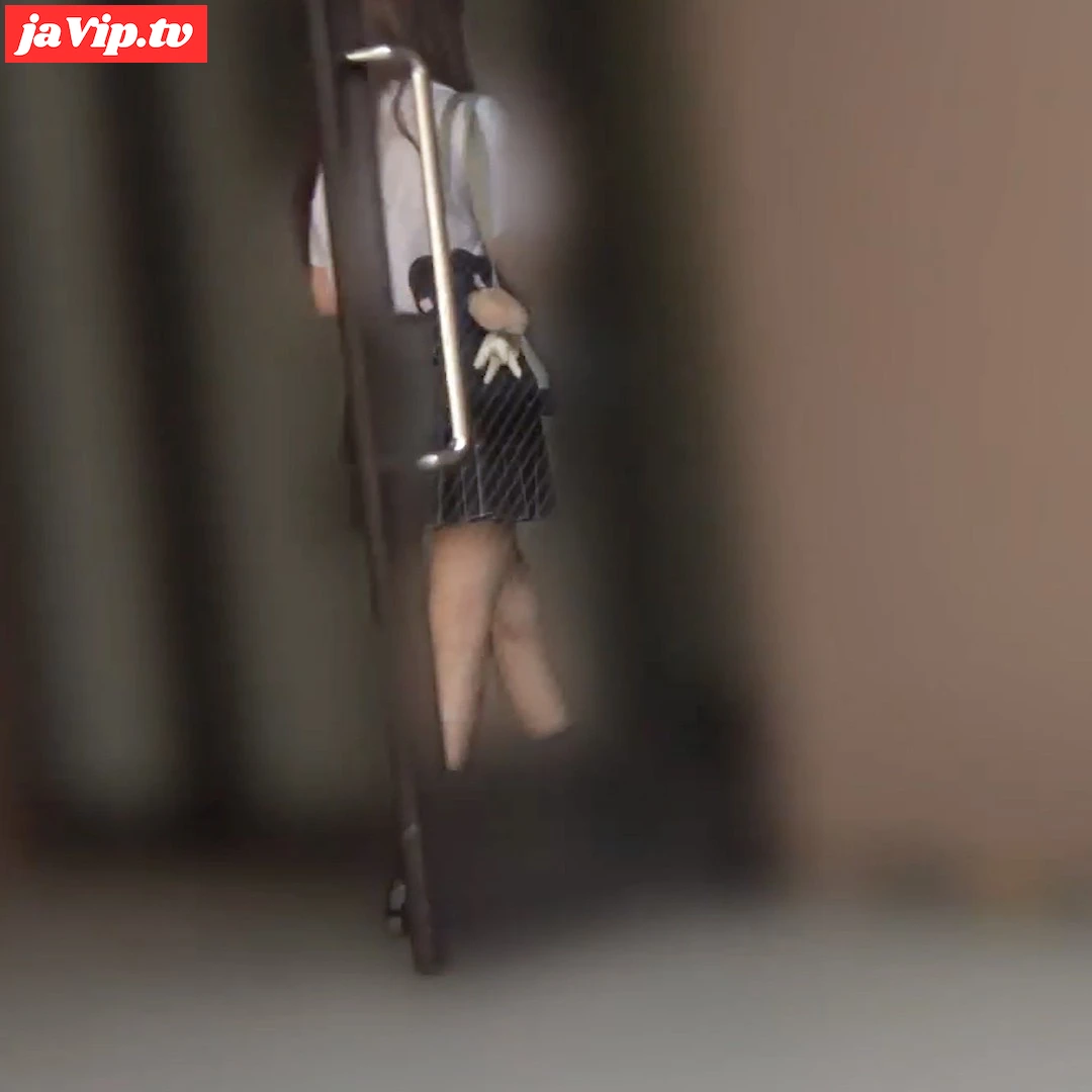 fc2ppv-4839462 - 【⚠️全穴苛烈⚠️】帰路途中18歳駅からつけて帰宅直後決行。４p３穴同時生４発射非人道実録。※注意※ - FC2PPV動画をオンラインで視聴 - jaVip