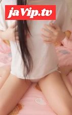 fc2ppv-3321949 - 【ド変態レイヤー】変態マンコのピンク縞パンで自撮りオナニー