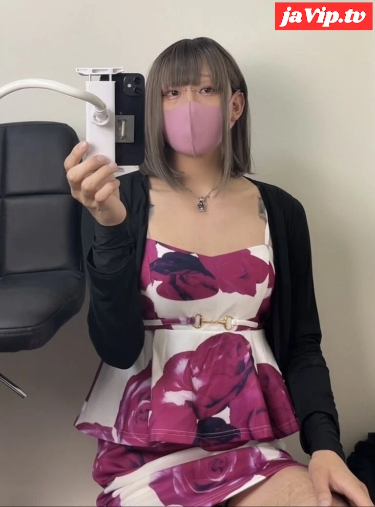 fc2ppv-3296176 - 【個人撮影】デカちんぽキャバ嬢がローターつけてノーハンド射精（特典付き、女装、下品、大ボリューム） - FC2PPV動画をオンラインで視聴 - jaVip