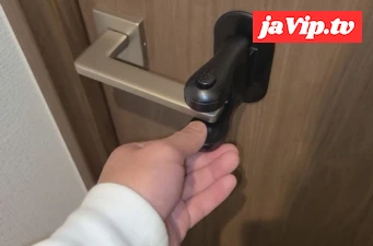 fc2ppv-3246288 - 【個人】自宅に軟禁されクレイジー美乳若妻　長時間に軟禁されてストックホルム症○群になり、部下に好意や信頼感情まで抱く