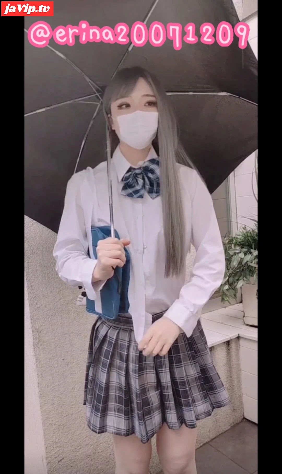 fc2ppv-3244168 - リクエストお外で\!!リボン残して全裸になりました。。スカートもパンツもカバンの中へ！雨降ってるから大変でしたぁー - FC2PPV動画をオンラインで視聴 - jaVip