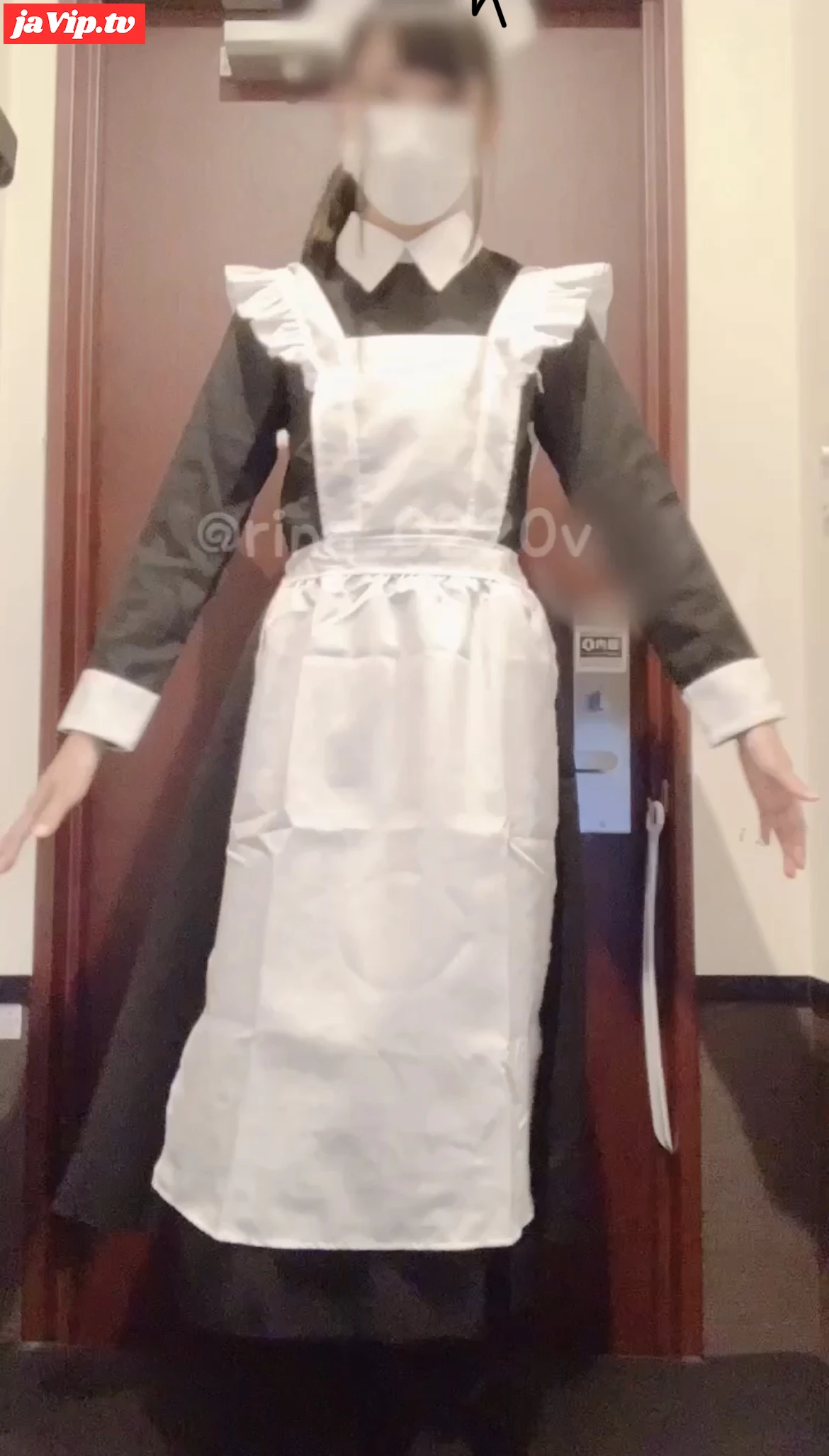 fc2ppv-3241488 - 【♡自撮りです】ネットカフェの個室でメイド服を着て電マオナニーしました。電マの刺激に***声出ちゃって、最後は扉開けてマスクを目隠しにしてオナニーしました… - FC2PPV動画をオンラインで視聴 - jaVip