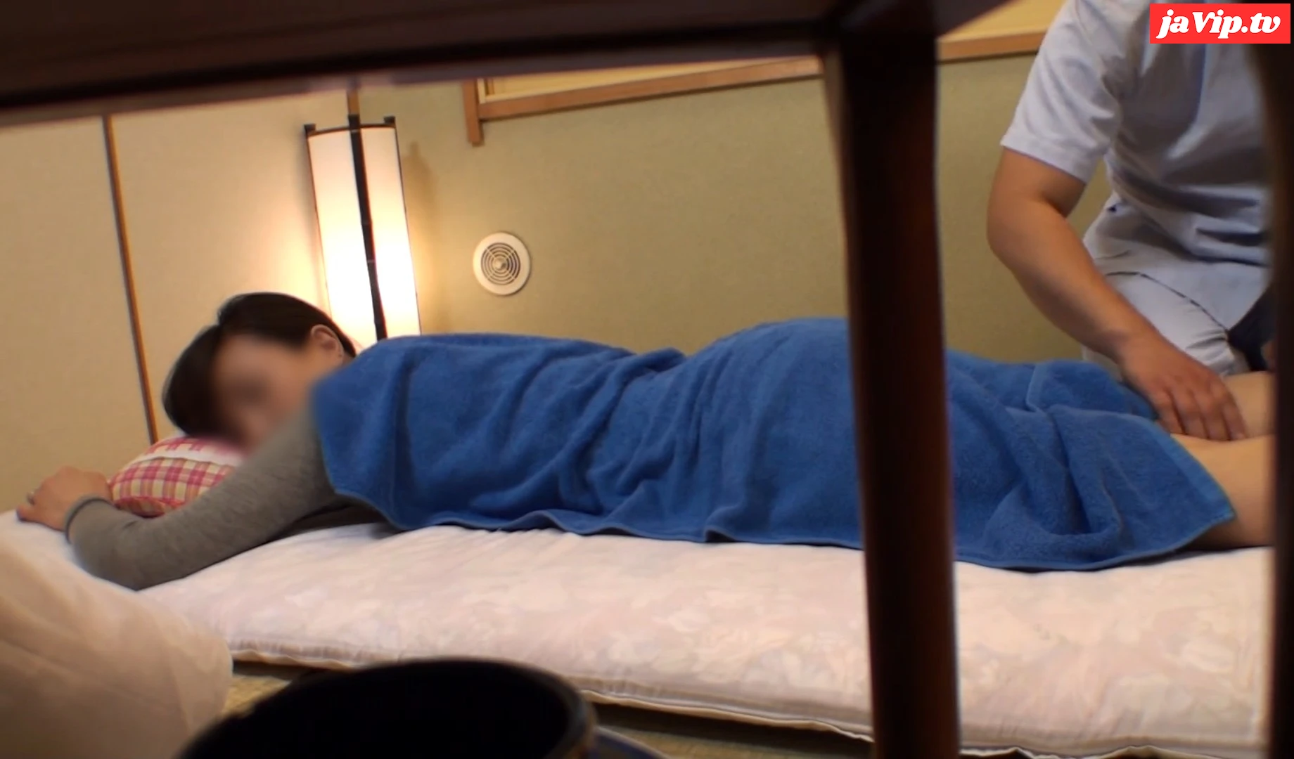 fc2ppv-3213567 - 【**】神ボディ＆美乳＆美尻の40代美熟女人妻。マッサージで感じてしまい、中出しを受け入れるリアル浮気セックスの一部始終…。【特典付き】 - FC2PPV動画をオンラインで視聴 - jaVip
