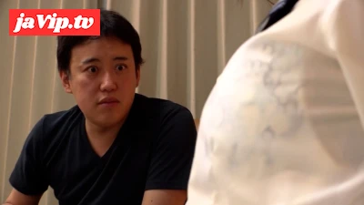 fc2ppv-3232200 - ボクの目を気にせずあられもない姿で家中をうろつく*のカラダに我慢できず…即ズボ中出し！ Part3