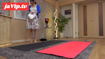 fc2ppv-4841531 - ⚠️個人ヨガサロン⚠️ピタパン尻に大興奮！人妻が集まるヨガ教室でフル勃起を見せ付けて個人レッスン！Case.1