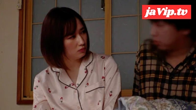 fc2ppv-3198475 - 旦那が近くで寝ているにも関わらず、布団の中で人妻は久しぶりの旦那以外のチ●ポに欲情し密着騎乗位で自ら腰を振ってしまう…Part4