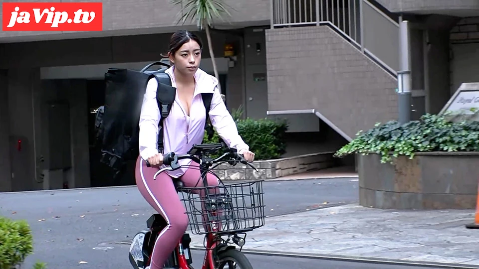 fc2ppv-3194977 - 美人ウー●ー●ーツ女性配達員を「一緒にご飯どうですか？」と《ワンチャン》部屋に誘って…媚***に！「またイッちゃうのぉぉ！」イグイグ無限発情連続イキSEX！ Part3 - FC2PPV動画をオンラインで視聴 - jaVip