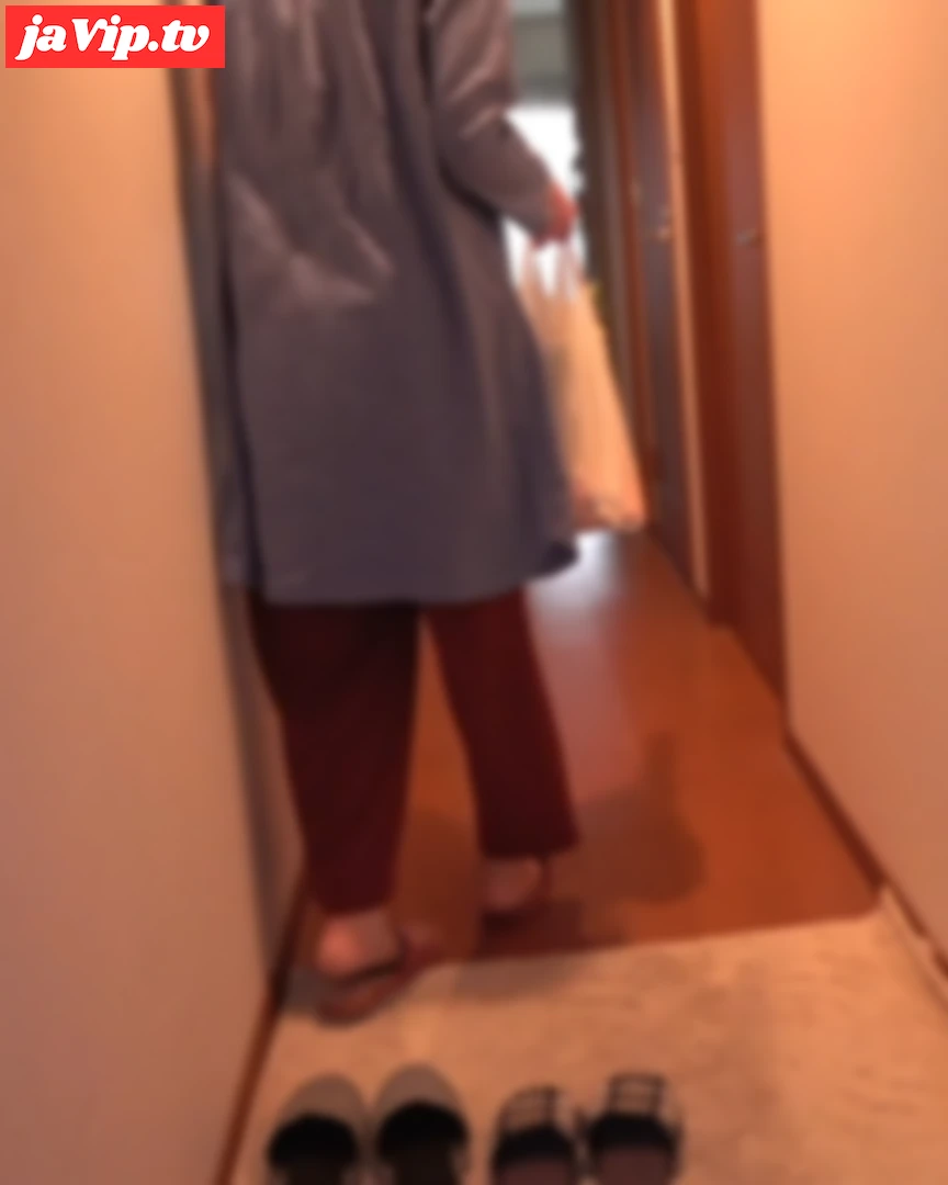 fc2ppv-3157230 - 旦那の寝室でNTRハメ撮り 嫌々言いながらたくさん感じる人妻おマンコにたっぷり中出し - FC2PPV動画をオンラインで視聴 - jaVip