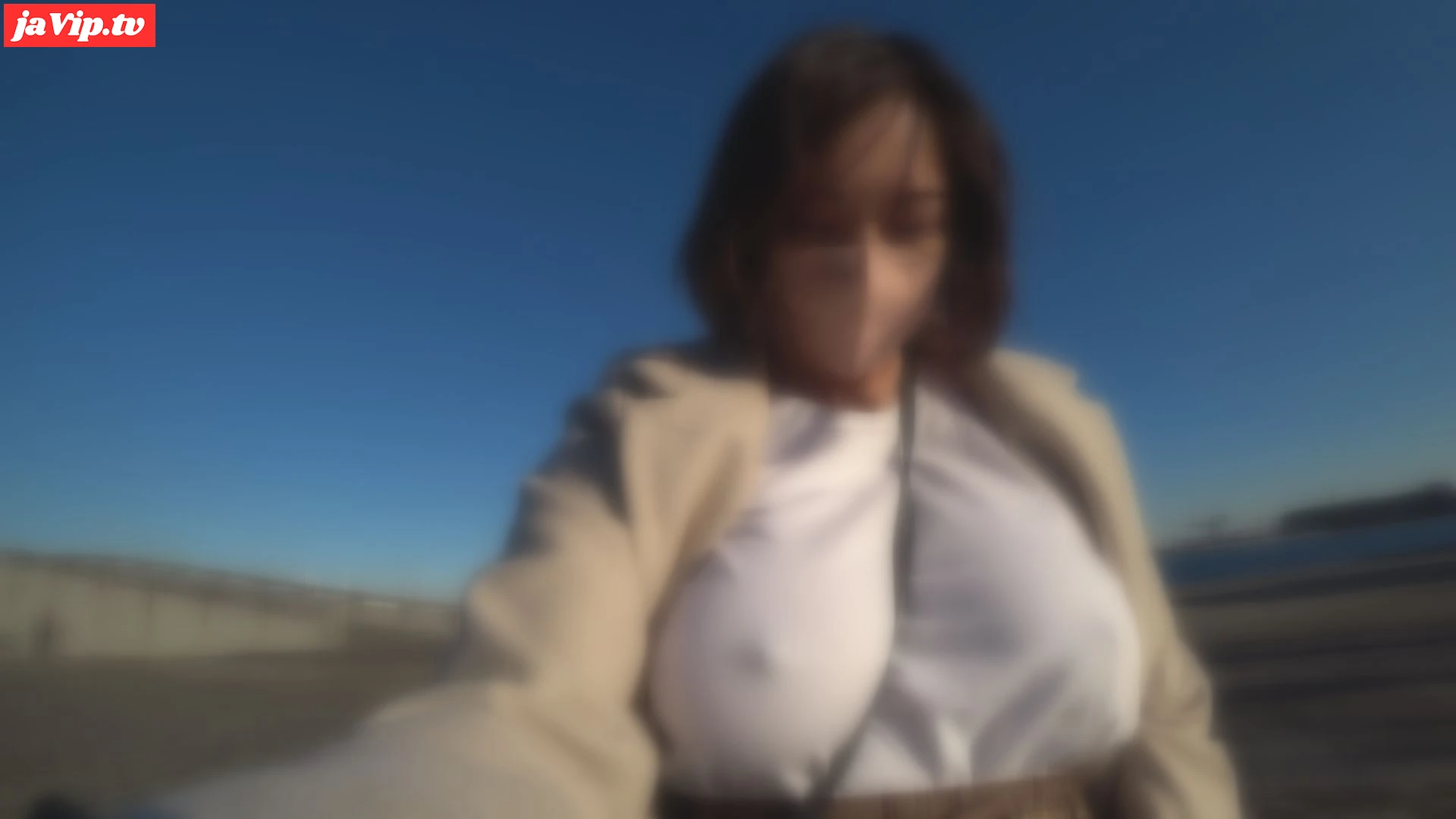 fc2ppv-3156937 - デカパイの女「ノーブラ散歩✕車中ファック✕中出し✕デカパイちゃん！の巻」フェラする女 023 - FC2PPV動画をオンラインで視聴 - jaVip