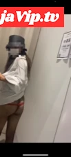 fc2ppv-3154721 - 【寝取られ人妻　素人動画　試着室で全裸オナニー】ミニワンピにTバックを履いてお出かけ　試着室でオナニー　店員さんに怒られました　脇毛　極太ディルド　網タイツ　貧乳　Tバック　NTR  寝取られ