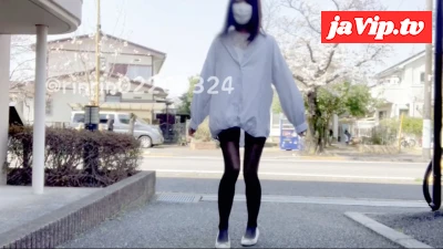 fc2ppv-3150499 - 【**校♡自撮りです】ガーターストッキングの上に丈の短いシャツを着て、少しでも手を上にあげるとパンツが丸見え。そんな格好で昼間に車や通行人がいる普通の通りをパンチラ撮影しながら歩いちゃいました