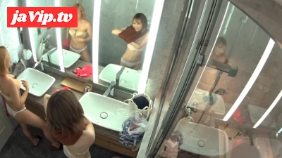 fc2ppv-4864560 - 【爆乳】衣服がはち切れてもおかしくないGカップ！ 超敏感Gスポット突きにエグい勢いで潮吹き♥