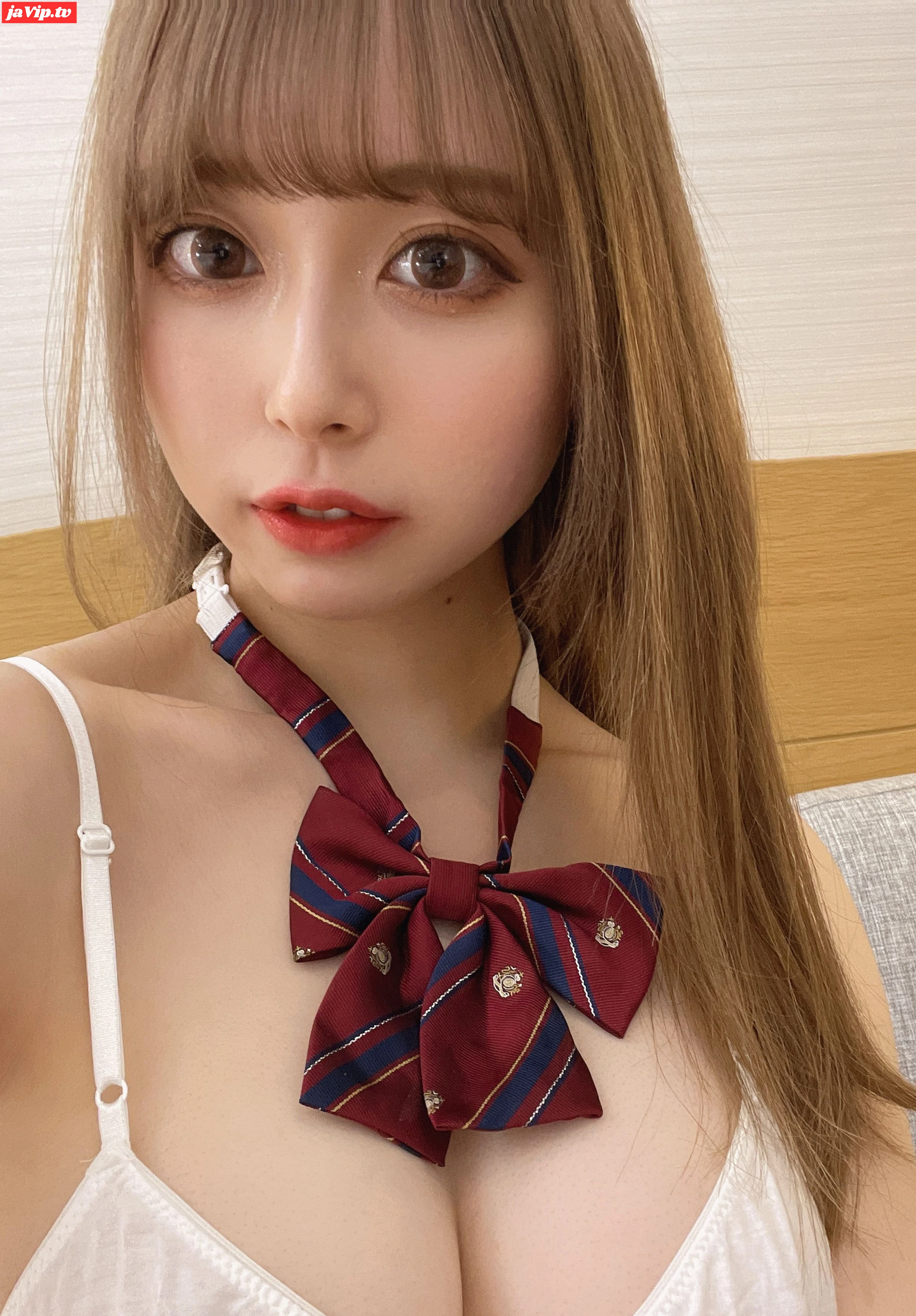 fc2ppv-4879798 - 18歳Gcup美爆乳**と初めてのラブホで撮ったハメ撮り動画★特典で中出し映像付 - FC2PPV動画をオンラインで視聴 - jaVip
