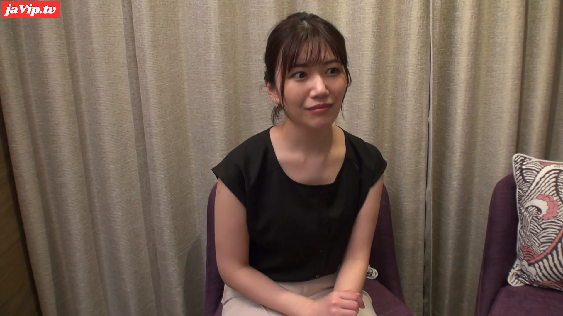 fc2ppv-4883018 - 「脱いだら腹筋凄すぎ…」ジム通いのスレンダーOLを下着撮影の名目でホテルへ。謝礼交渉で乳首露出を承諾させ、引き締まった腰を掴んで中出しまで追い込みました。 - FC2PPV動画をオンラインで視聴 - jaVip