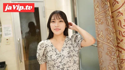 fc2ppv-4884731 - 【無修正】カフェ店員ゆづき20歳、会話がいらない接客。スレンダーな体と視線だけで主導される時間