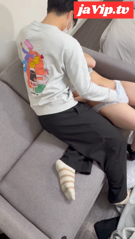 fc2ppv-4887453 - 【人生初の3P】卒/業したての1/8歳経験人数もなんと2人！！そんな彼女がイケメンち⚫︎ぽで乱れる卒/業したばかりの18歳彼女。 - FC2PPV動画をオンラインで視聴 - jaVip