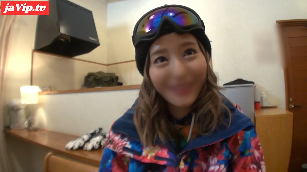 fc2ppv-4886170 - 【スキー場ナンパ】めちゃカワギャルとSEX♡蒸れたマンコに激ピストンでイカセまくる！ - FC2PPV動画をオンラインで視聴 - jaVip