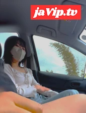 fc2ppv-4896115 - 【監督太郎】23歳アパレル店員 スレンダー巨乳の割り切り車内フェラ