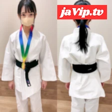 fc2ppv-4904152 - ★緊急先着4K★144cm18歳★最軽量級柔道選手★初体験でガチ痙攣★溢れ出る程の大量膣内中出しを含む2発で妊娠させた衝撃のスマホ原版【先着高画質特典付き】