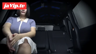 fc2ppv-4909064 - 爆乳幼馴染が僕のチ◯コで絶頂 ドラレコが捉えた人妻不倫の瞬間！！【人妻・中出し・車内カーセックス】