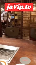 fc2ppv-4920790 - 〈えれなの露出動画〉大学1**！焼肉屋さんにおひとり様で行って、店員さんとかお客さんがいる中で机の下でディルドオナニーしました、、店員さんとの会話もあります、、
