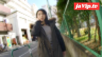 fc2ppv-4921395 - 【固定カメラ】某芸人の嫁(30代/Eカップ)NTR中出し。東京住宅街で見かけた巨乳美人妻を密室でメス堕させた記録映像。