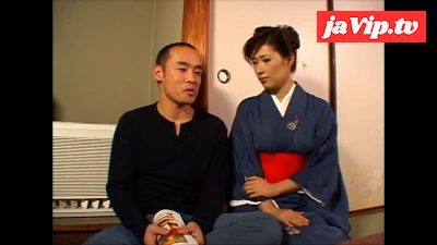 fc2ppv-4922429 - P128G04 とある老舗旅館に訪れた訳アリカップルの男性客を誘惑する美人女将。昭和官能エロドラマ！